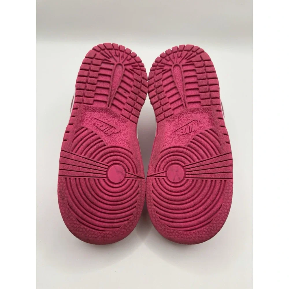 Nike Dunk Low size 8C Pink‎ and White Toddlers Babys